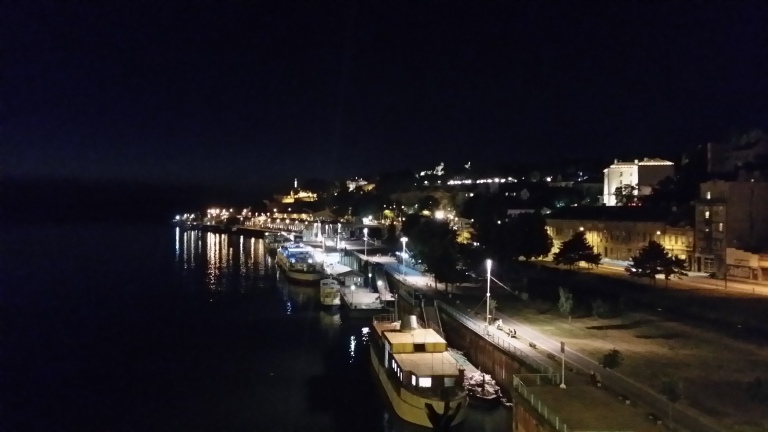 nocne życie w Belgradzie